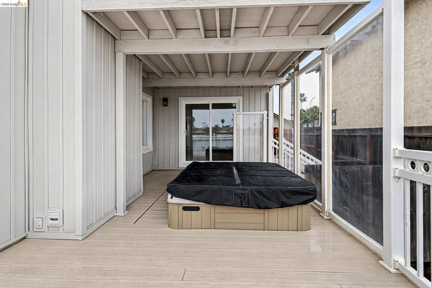 Make your dreams come true with PANORAMIC BAY VIEWS! Remodeled - photo 23