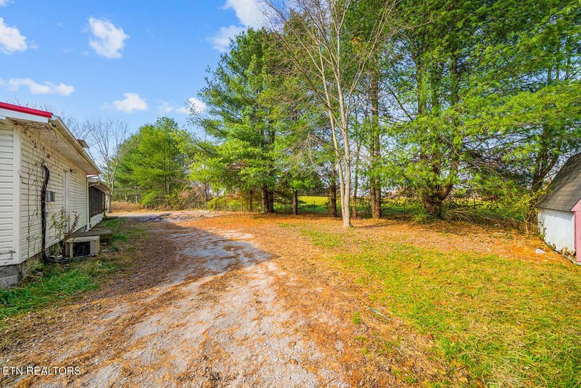 BACK ON MARKET BY NO FAULT OF THE SELLER. Buyer's financing fell - photo 39
