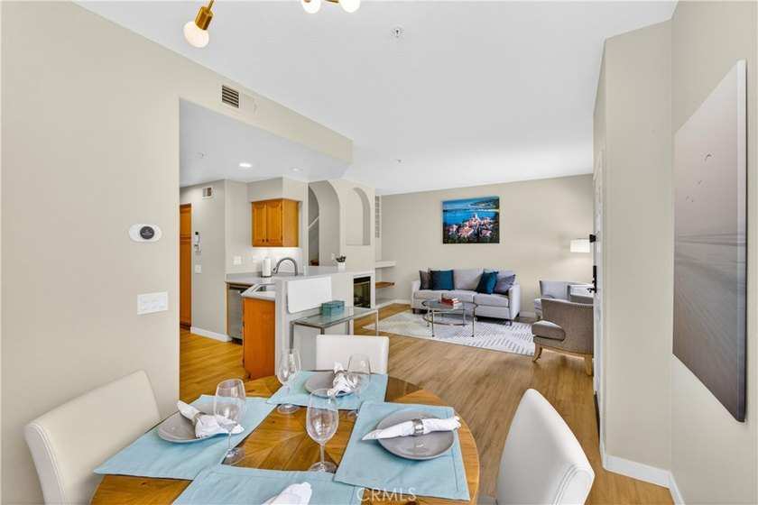 Welcome to 2329 Sunningdale Drive, a beautifully maintained - photo 5