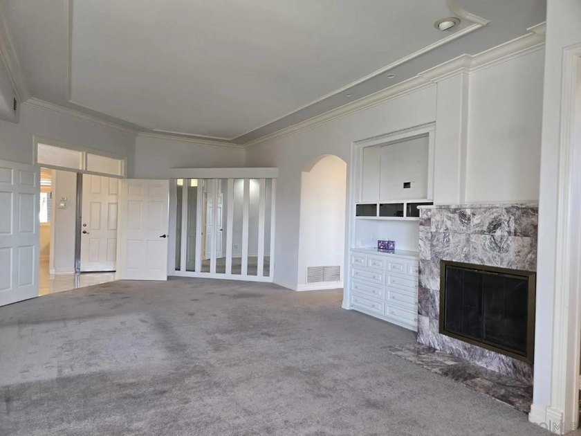 Single-Level View Estate with Rare 46' RV Garage in Del Cerro - photo 12