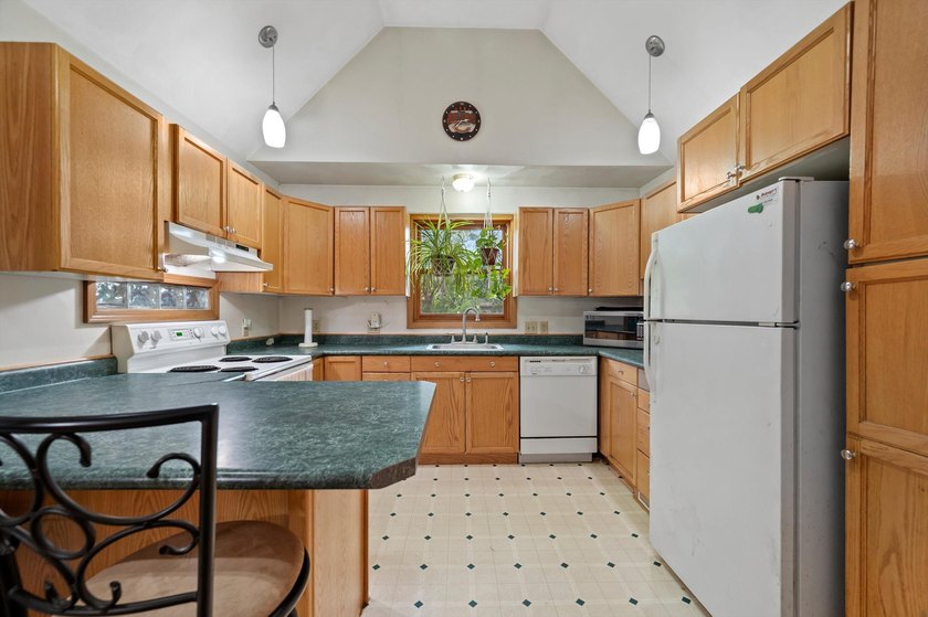 Looking for a nice house that you can make into your own? look - photo 14