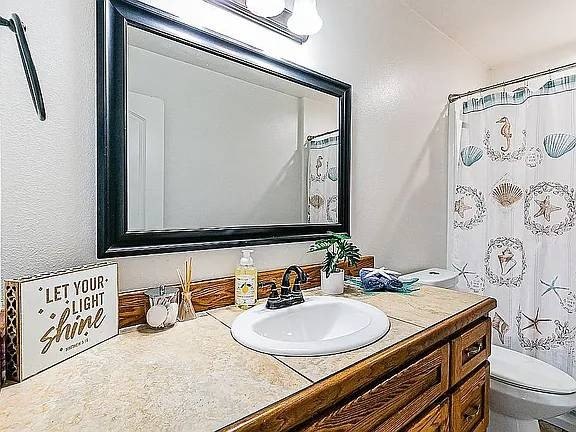 A rare gem, two completely remodeled elegant permitted home with - photo 15