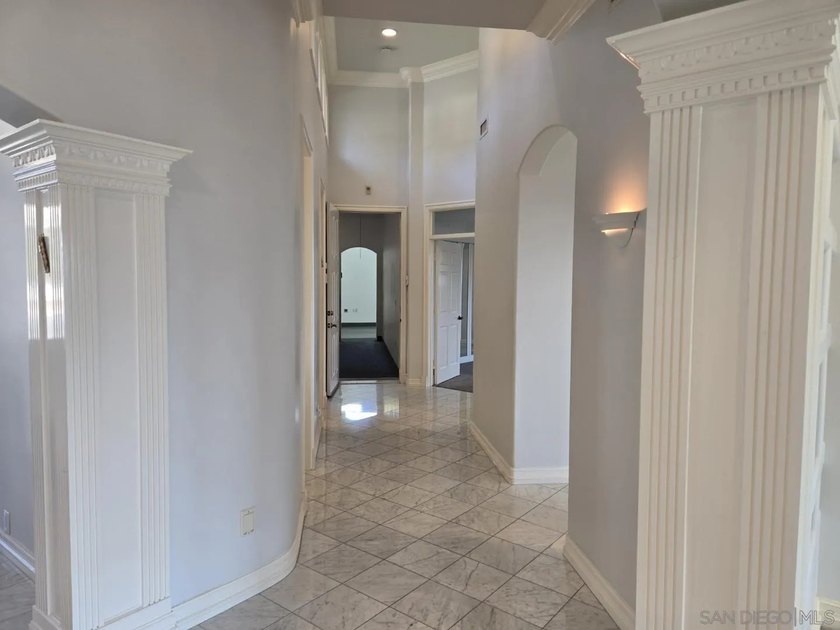 Single-Level View Estate with Rare 46' RV Garage in Del Cerro - photo 19