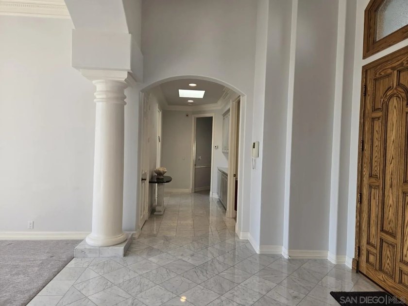 Single-Level View Estate with Rare 46' RV Garage in Del Cerro - photo 26