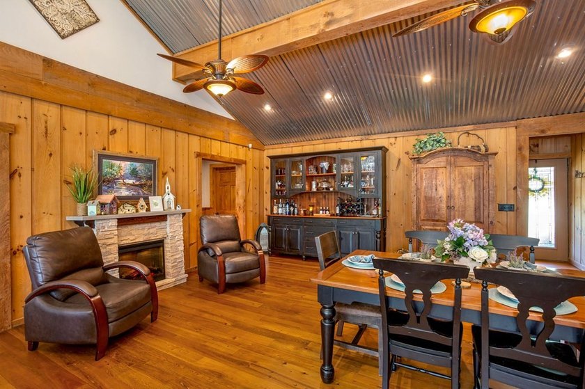 Luxury waterfront living awaits at this exceptional - photo 29