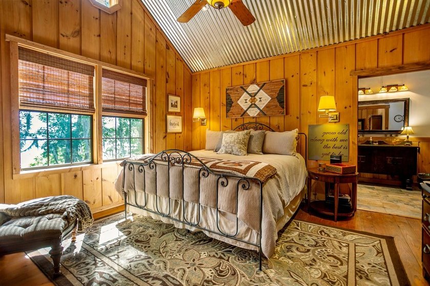 Luxury waterfront living awaits at this exceptional - photo 35
