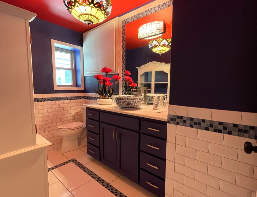 Downstairs Half Bath - photo 17