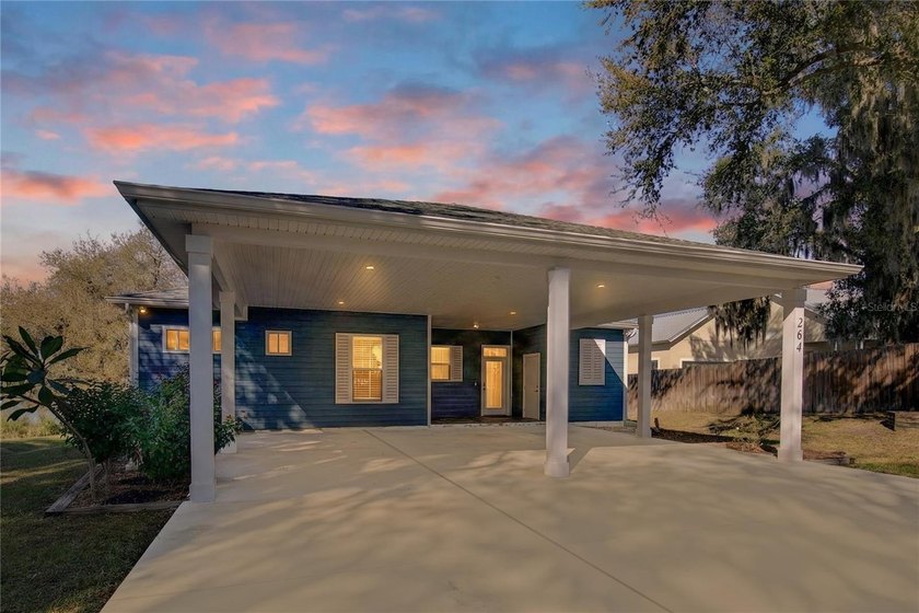 Lakefront Oasis with Income Potential - 260&amp; 264 S. Central Ave - photo 4