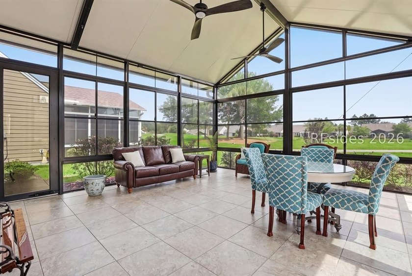 Prime North Side location with incredible golf course views! - photo 2