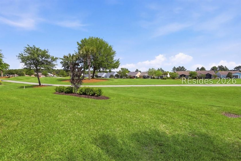 Prime North Side location with incredible golf course views! - photo 3
