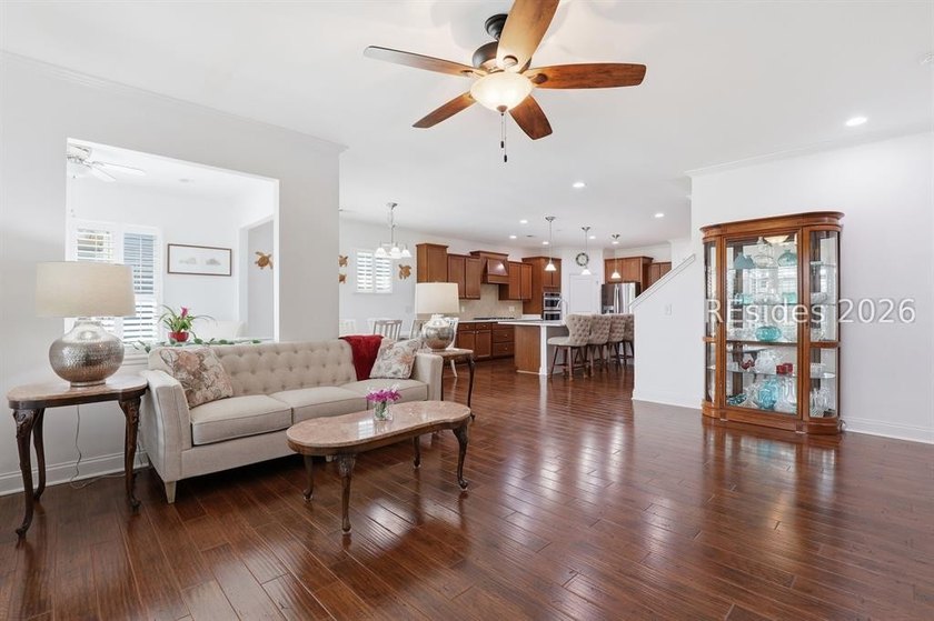 Prime North Side location with incredible golf course views! - photo 9