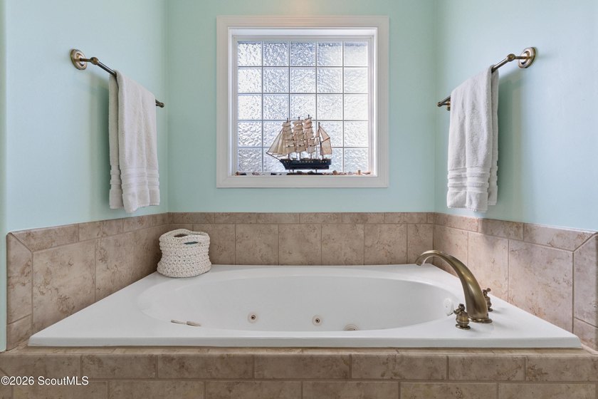 Located in Laurel Grove Plantation with just over 3,500 square - photo 34