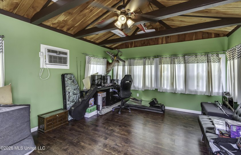 180 Johnson Ln in Canton, right off Yandell Road in Madison - photo 40