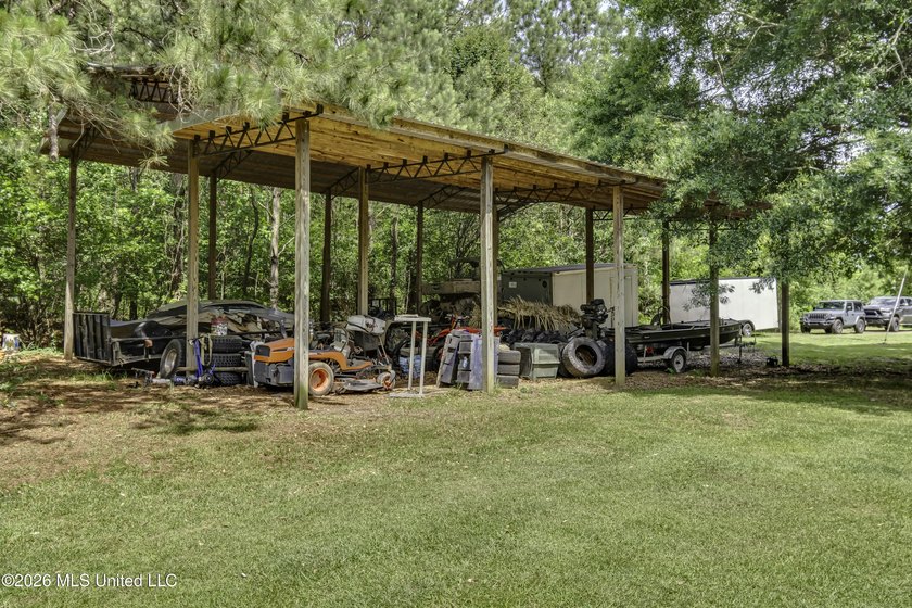 180 Johnson Ln in Canton, right off Yandell Road in Madison - photo 46