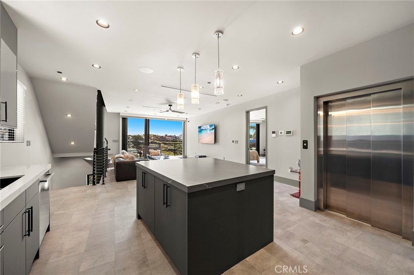 Mesmerizing ocean views and rare private access to Little Corona - photo 17