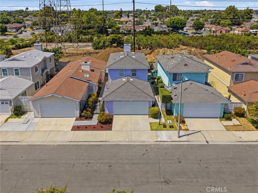 Welcome to this beautifully updated 3-bedroom, 2.5-bath home - photo 22