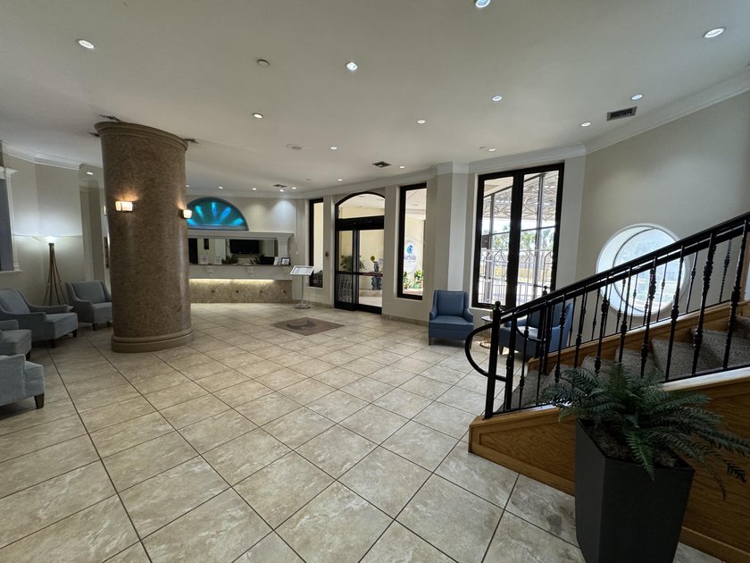 Surfside beachside resort living at its best. Rare 2BR/2BA floor - photo 24