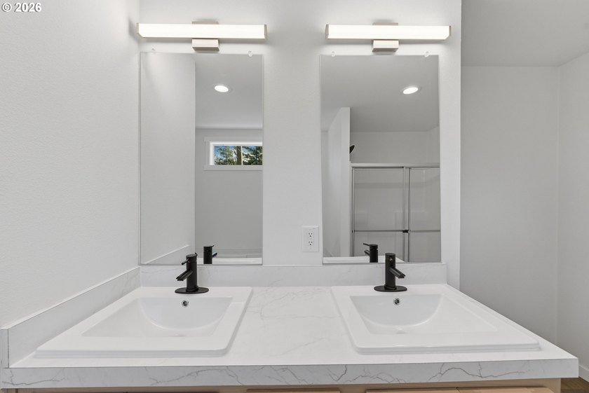 Brand new and never lived in, this 2025 manufactured home is - photo 21