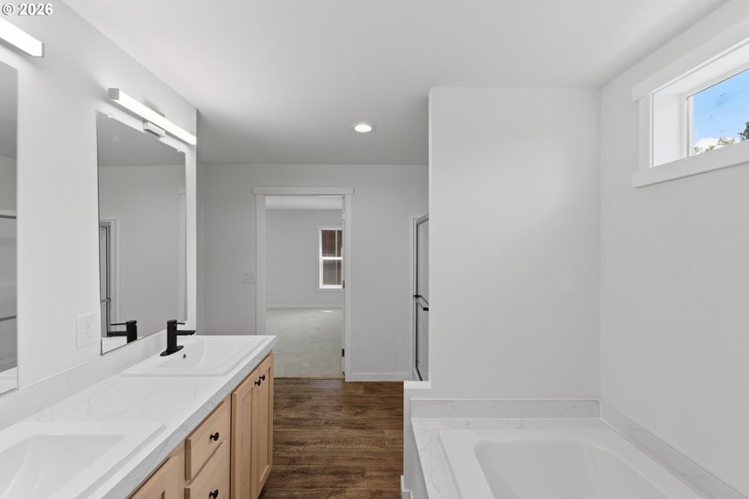 Brand new and never lived in, this 2025 manufactured home is - photo 23
