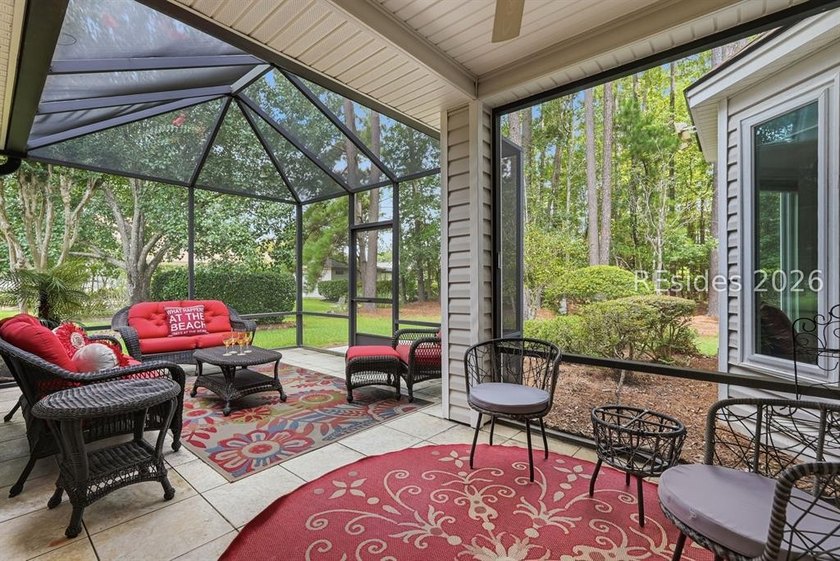 Searching for a Sun City Hilton Head home with room to entertain - photo 2