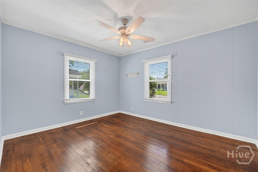 Welcome to 312 E 58th St, a beautifully maintained 3 bedroom, 2 - photo 33