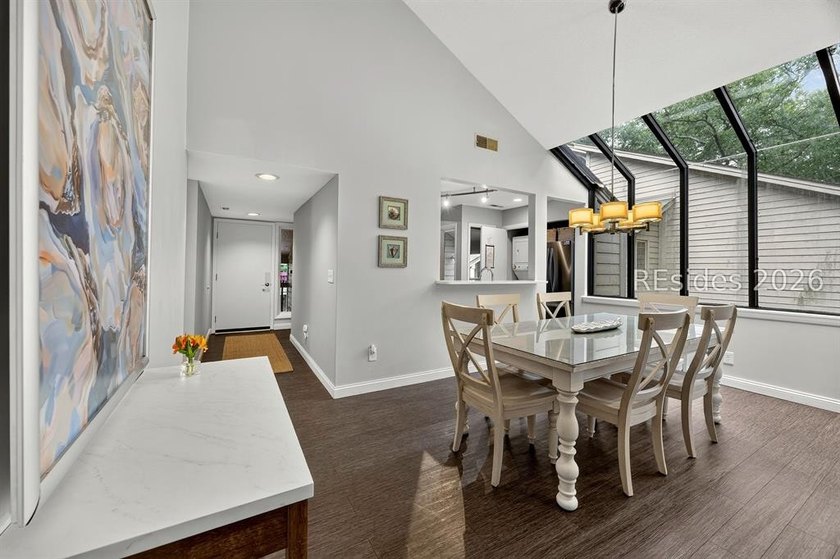 In the heart of Palmetto Dunes, this beautiful villa is the kind - photo 4