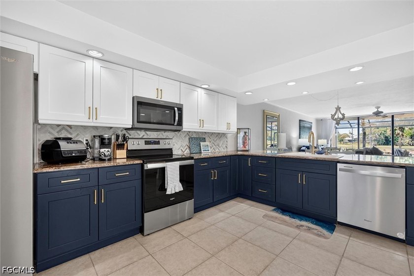 Welcome to 16424 Timberlakes Dr., #102, an exceptional 1st floor - photo 12