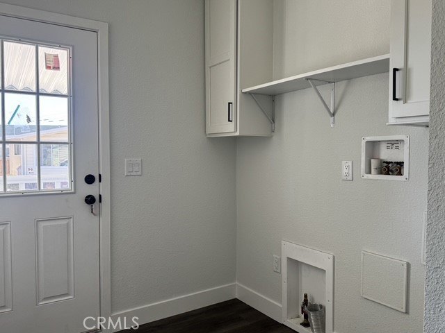 28' x 62' Approx. 1,638 sq. ft. 2025 model Quartz countertops - photo 16