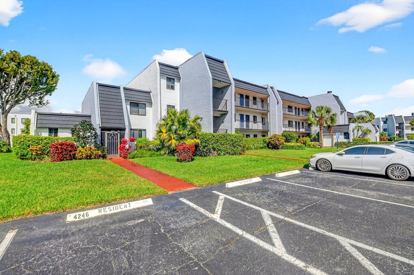 Finest location in Palm Beach County, ultra - private, 7- miles - photo 4