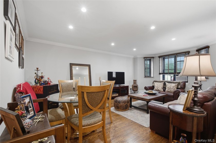 Come experience this beautiful pre-war one bedroom, one bathroom - photo 5