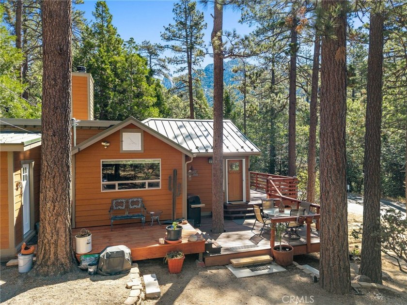 Experience the authentic soul of Idyllwild in this beautifully - photo 12