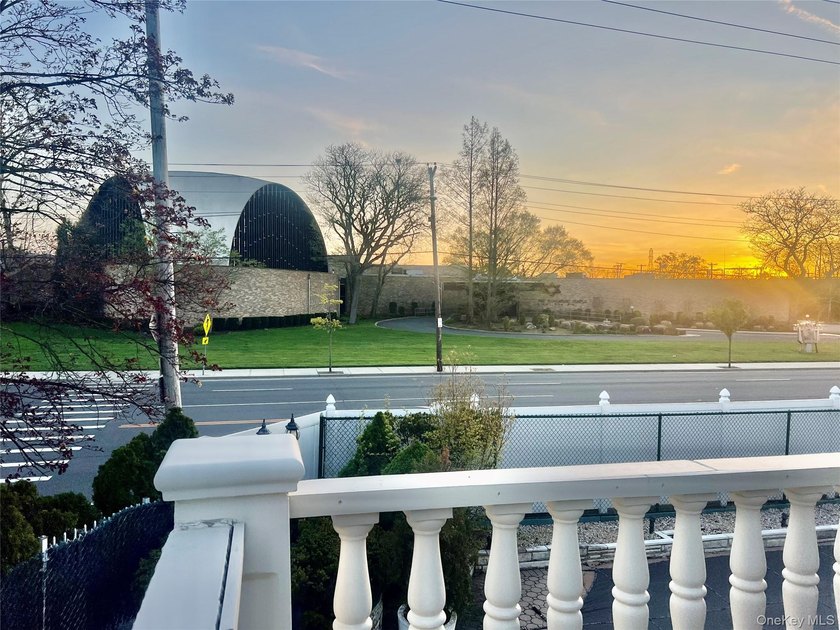Stately stucco Hi-Ranch offering approximately 3,000 sq. ft. of - photo 23