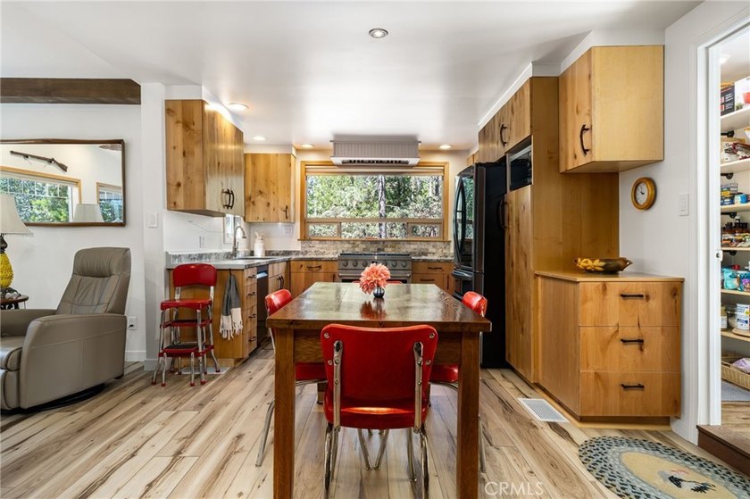 Experience the authentic soul of Idyllwild in this beautifully - photo 24