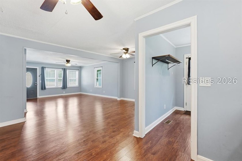 This 1,220-square-foot home in Beaufort offers a rare - photo 10