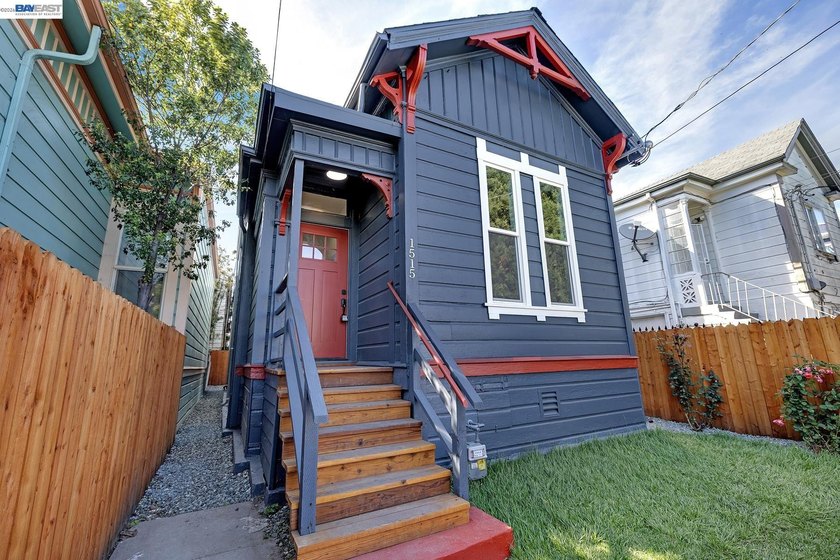 Discover this beautifully updated 5-bedroom, 3-bathroom home - photo 22