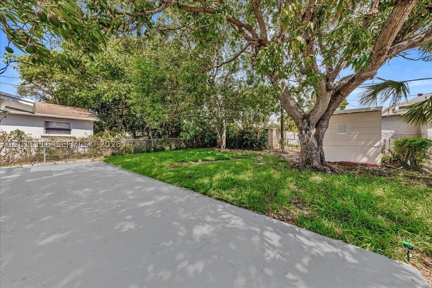 Beautifully renovated West Palm Beach home in the desirable - photo 22