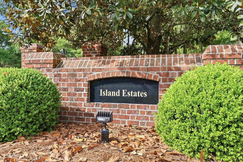 Discover the perfect setting to build your dream home at 116 - photo 8