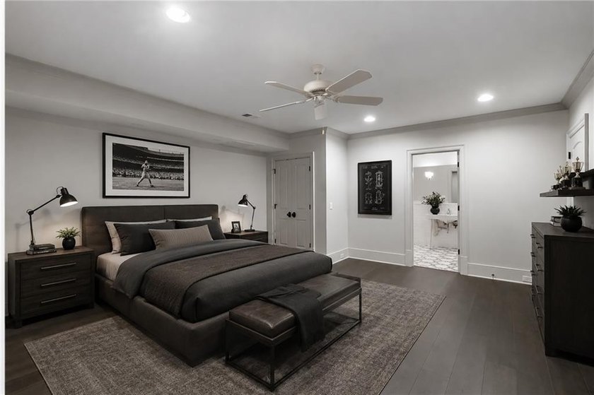 A truly unique, soulful home constructed with authentic, natural - photo 33