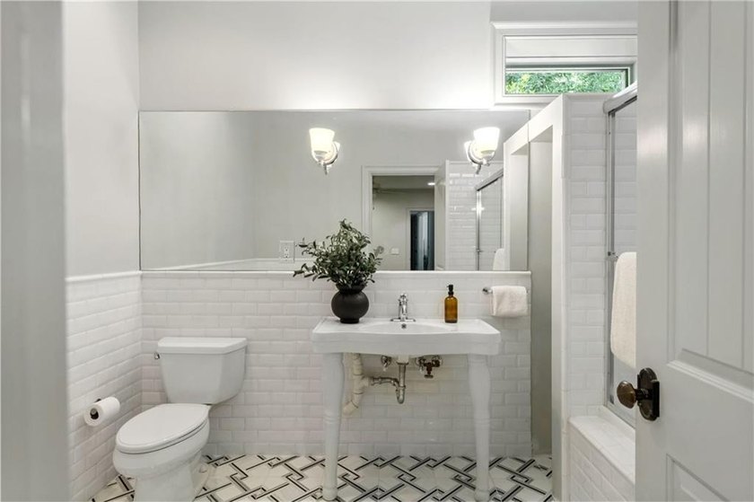 A truly unique, soulful home constructed with authentic, natural - photo 34