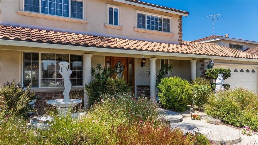 This spacious 4-bedroom, 3-bathroom Spanish Colonial Revival - photo 34