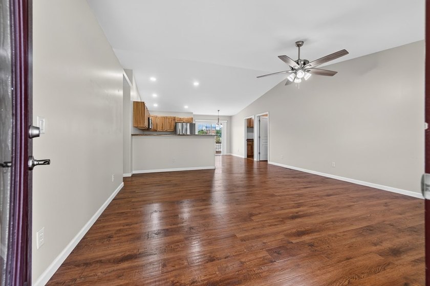 Welcome to this well-maintained, move-in-ready, 4-bedroom - photo 5