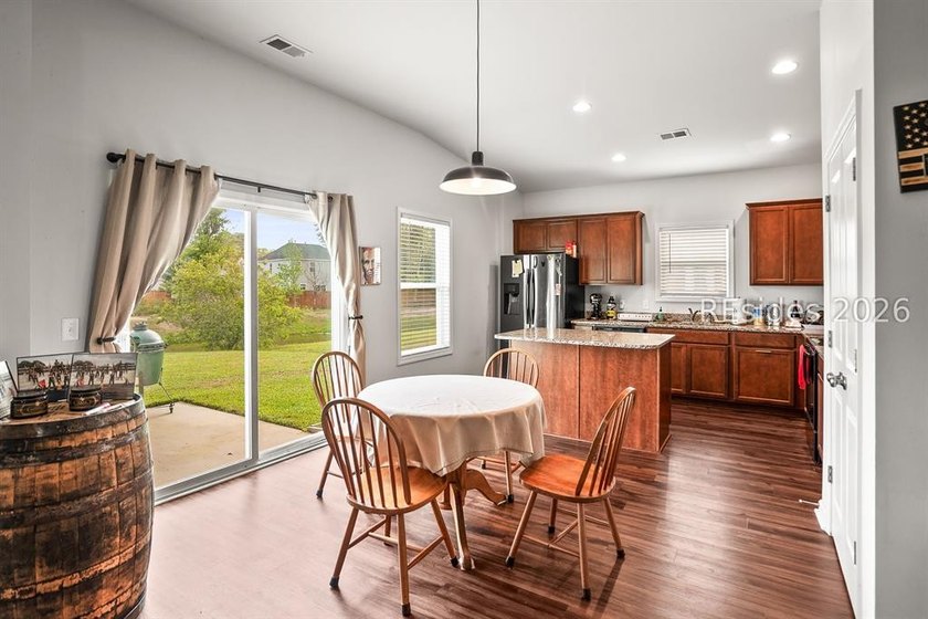 Welcome to 9 Chinquapin Street, nestled in the desirable Shell - photo 6