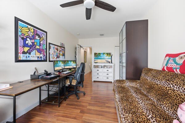 Welcome to Old Florida Bungalow Townhomes. A tastefully - photo 26