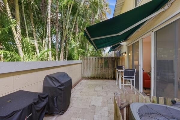 Welcome to Old Florida Bungalow Townhomes. A tastefully - photo 30