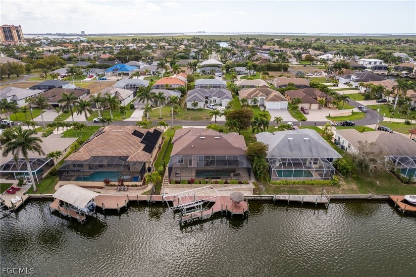 Located in a highly sought after Gulf Access area for boaters in - photo 3