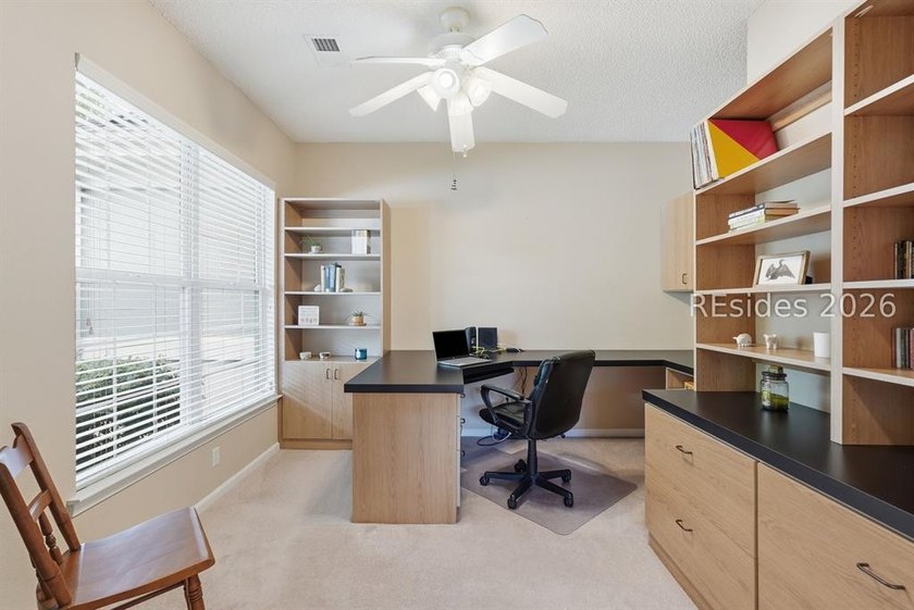 Location! Location! Beautifully updated extended, end unit Wren - photo 7