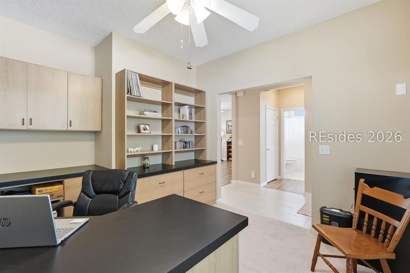 Location! Location! Beautifully updated extended, end unit Wren - photo 8