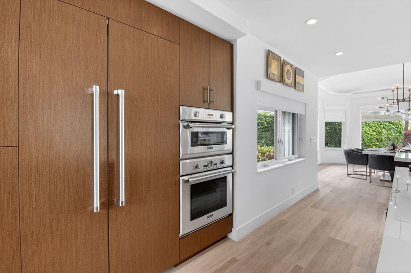 Renovated one-story home with 3 bedrooms + office on an - photo 9