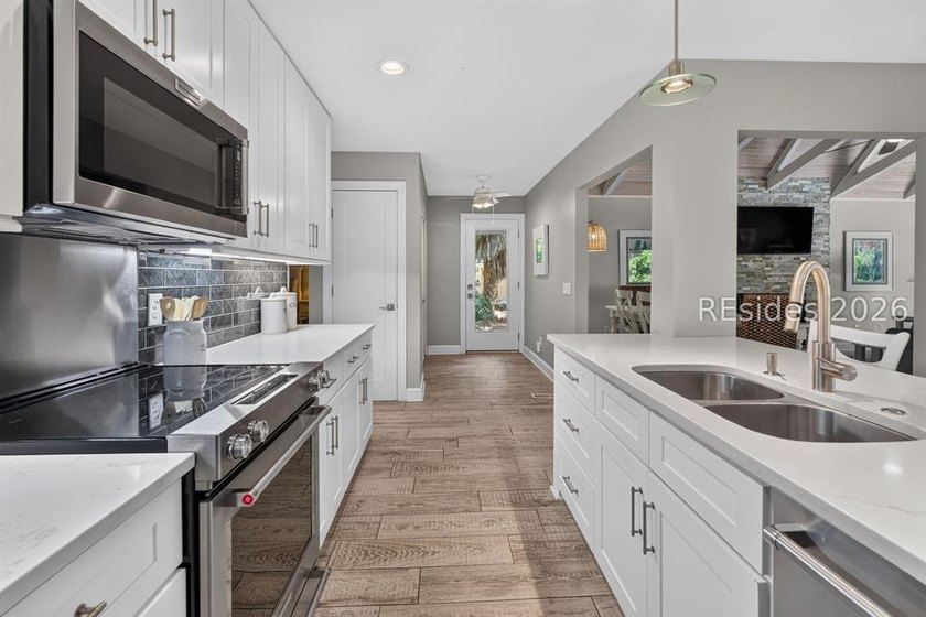Experience the best of Palmetto Dunes living at 44 Off Shore - photo 10