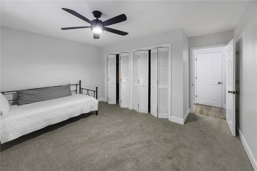 Located just minutes from I-20 and only 30 minutes to Atlanta - photo 15